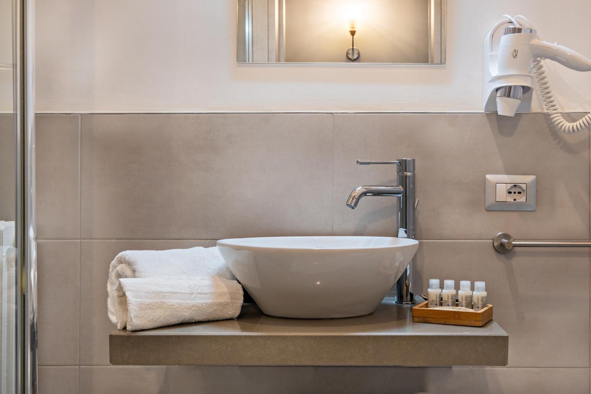 Penthouse Station Luxury Apts Le Dimore Brindisi Exterior photo